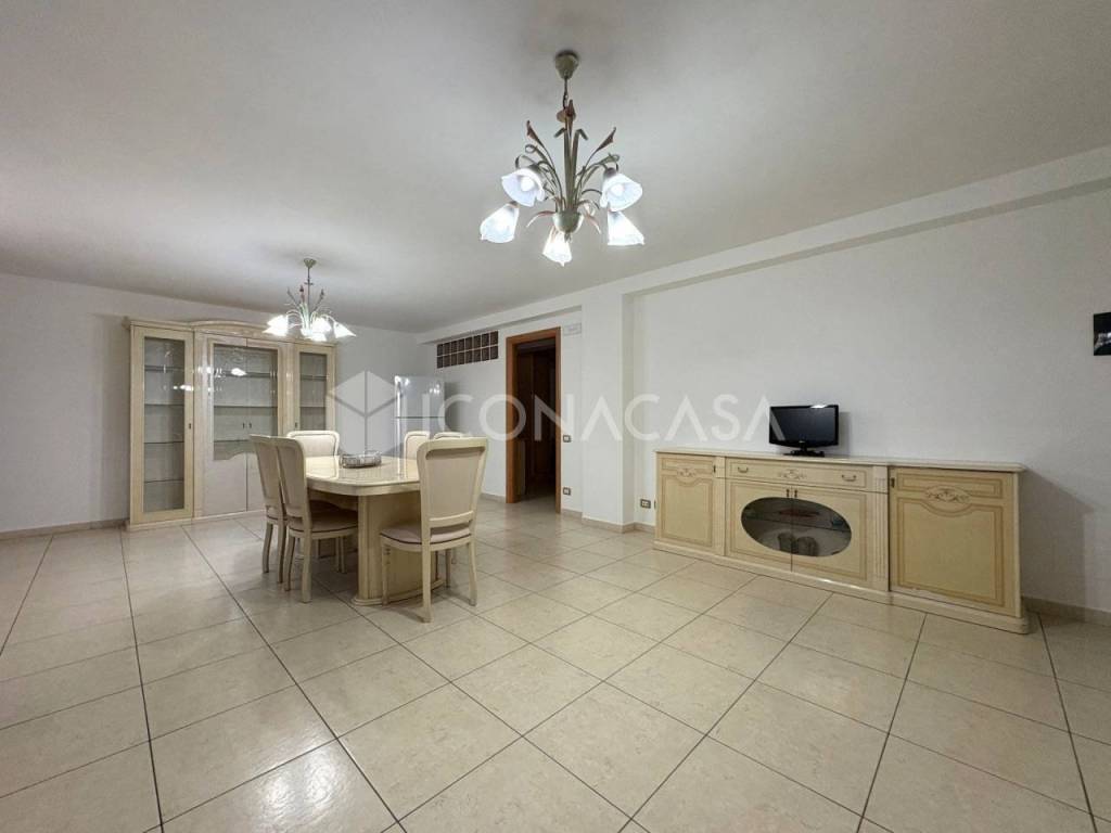 Appartamento a Matera in Via Marco Biagi - Foto 3