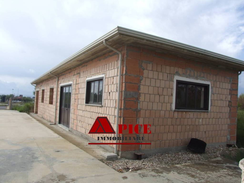 Immobile a Apice in Strada Provinciale Sottocastiglione-Cubante-SS7 - Foto 5