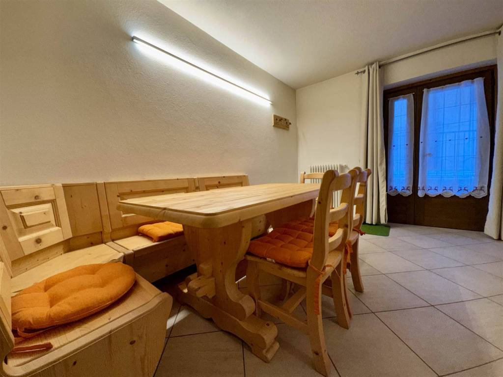 Appartamento a Campodolcino in Via Corti, 62 - Foto 3