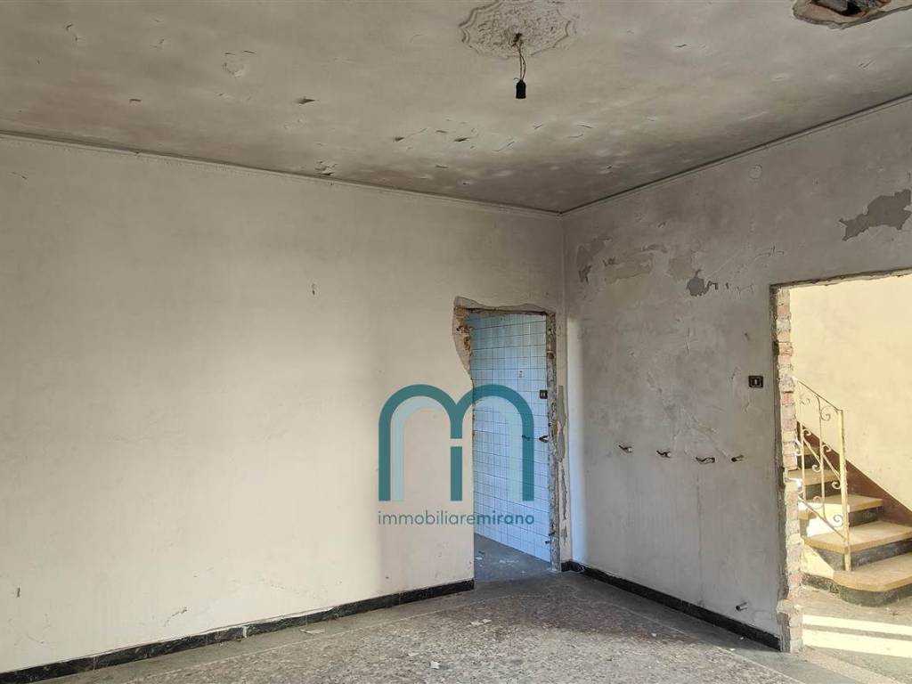 Casa indipendente a Mirano in Via Cavin di Sala, 36 - Foto 4