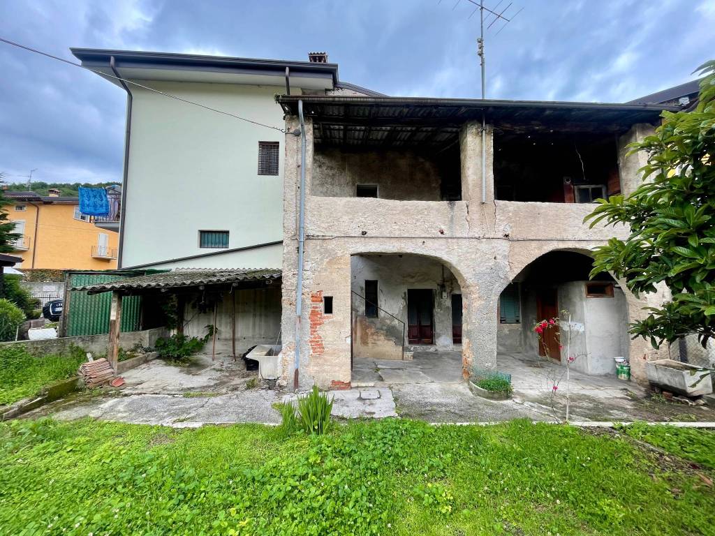 Rustico / casale a Caino in Via Villa Mattina - Foto 2