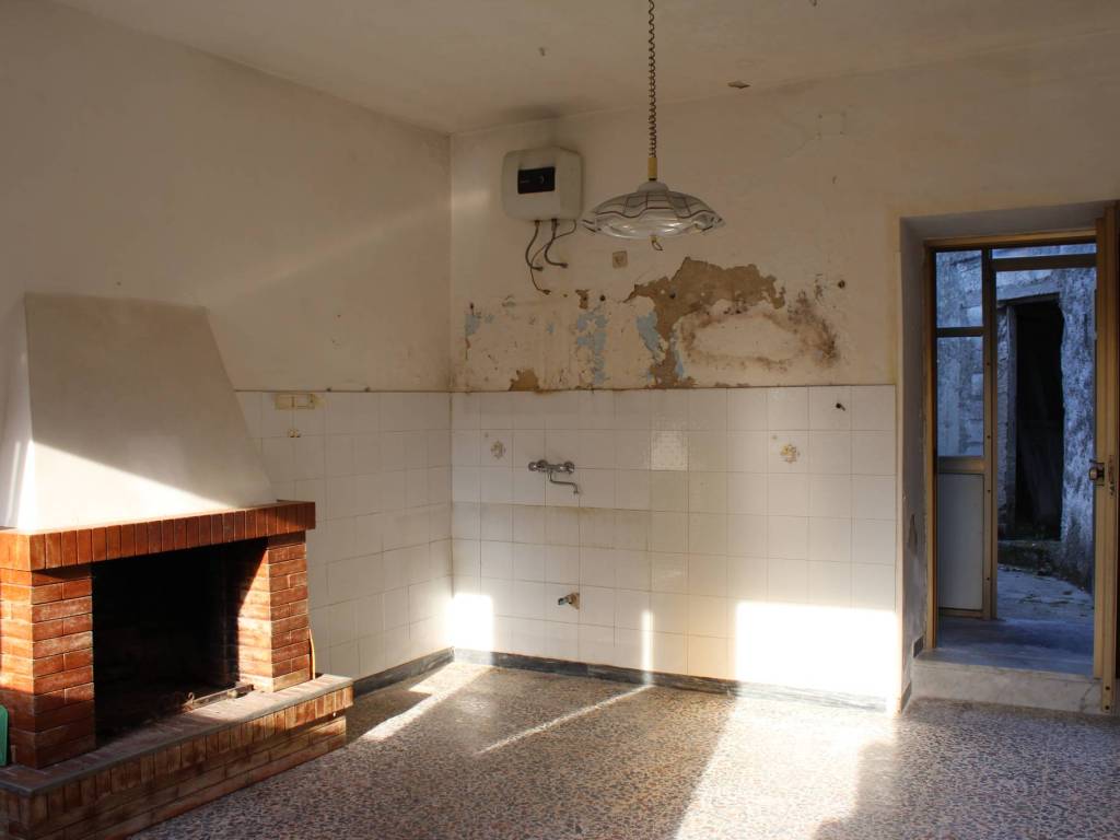 Casa indipendente a Cervaro in Via Colletornese - Foto 3