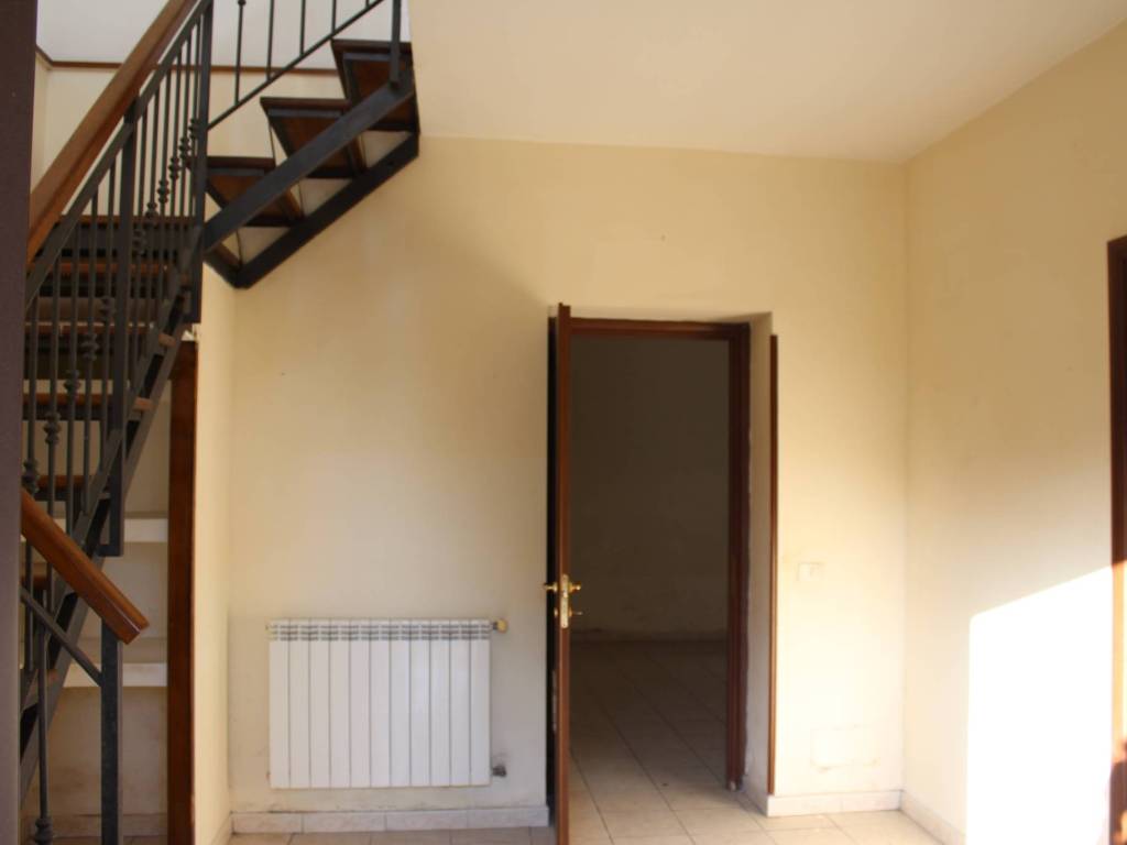 Casa indipendente a Cassino in Via Puncicardi - Foto 4
