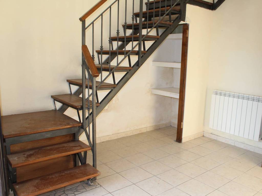 Casa indipendente a Cassino in Via Puncicardi - Foto 5