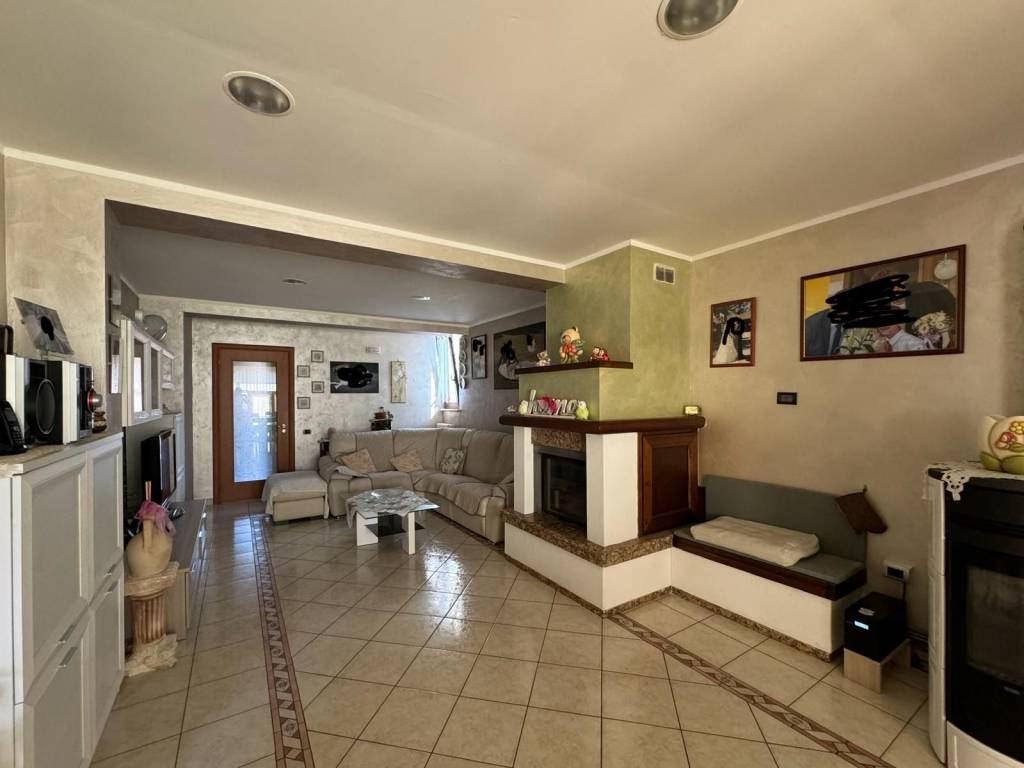 Villa a Bugnara in Contrada Case Nuove Torre dei Nolfi - Foto 5