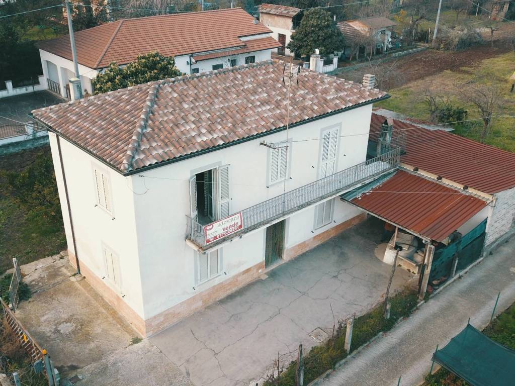 Casa indipendente a Cassino in Via Casilina Nord - Foto 2