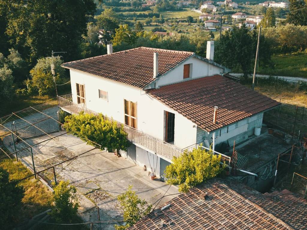 Casa indipendente a Cervaro in Via Santa Lucia - Foto 3