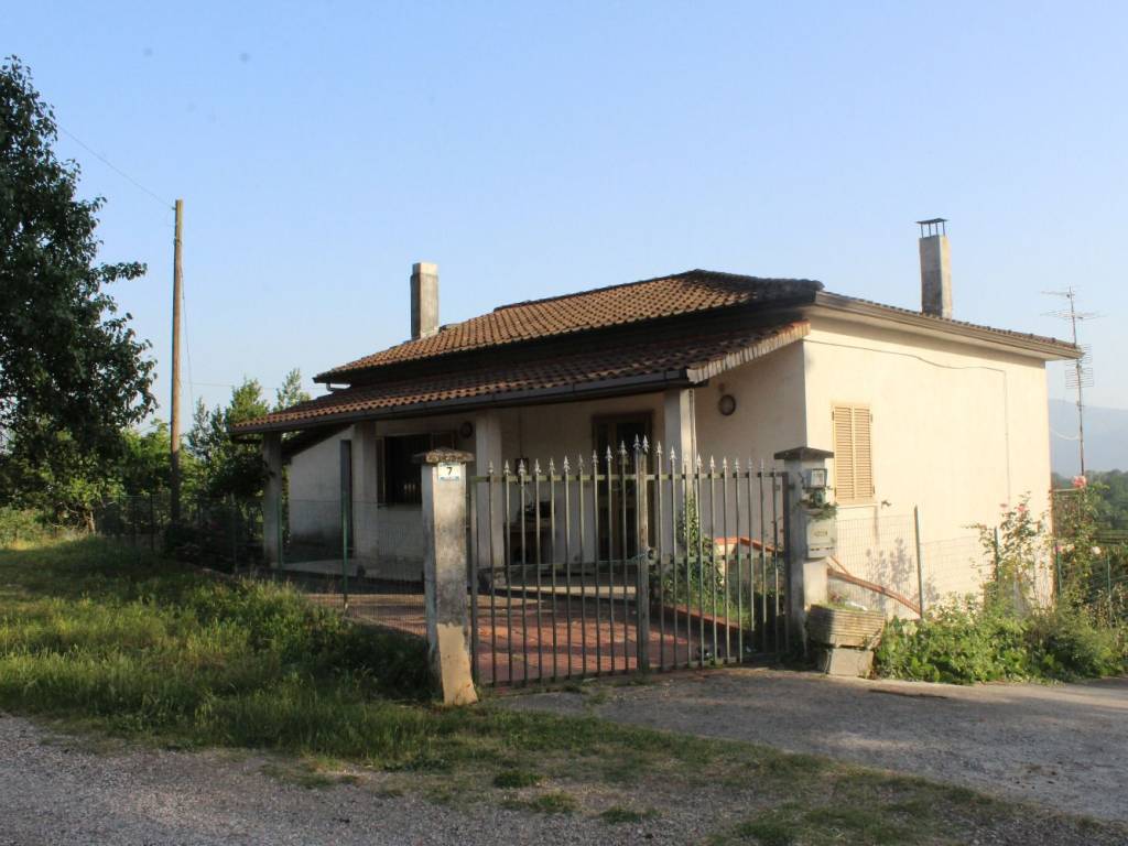 Casa indipendente a Cervaro in Via Santa Lucia - Foto 5