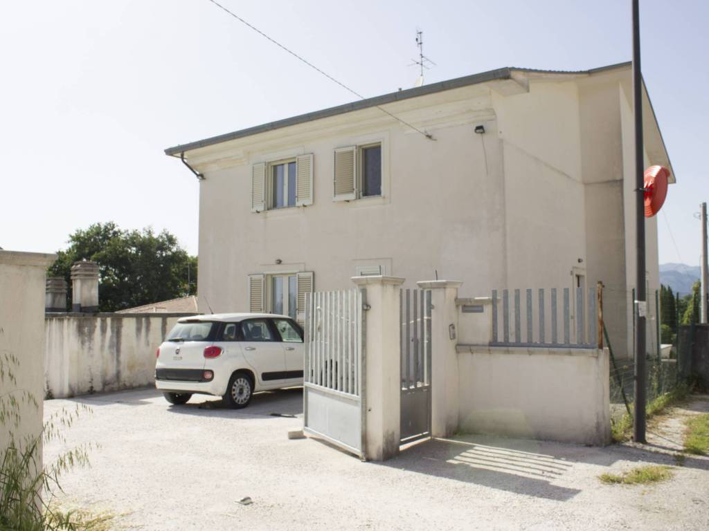 Casa indipendente a Cervaro in Via Sprumaro - Foto 2
