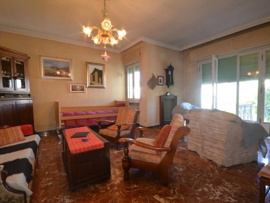 Villa a Lucca in Via Giovanni Sercambi, , 55100 - Foto 2