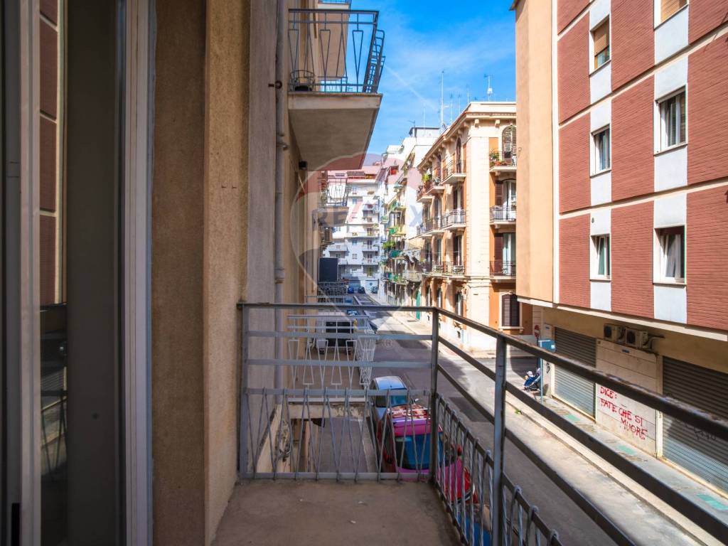 Appartamento a Bari in Via Generale Emanuele De Deo, 76 - Foto 3