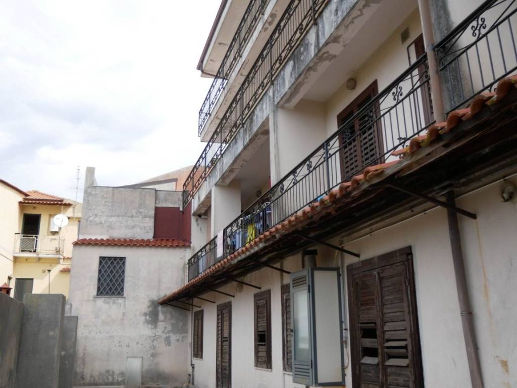 Palazzo / stabile a Vibo valentia in Corso Umberto I, 27 - Foto 5