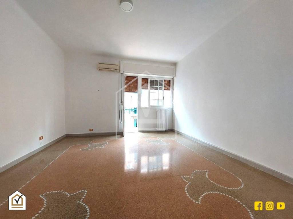Appartamento a Bari in Via Carnia, 28 - Foto 2