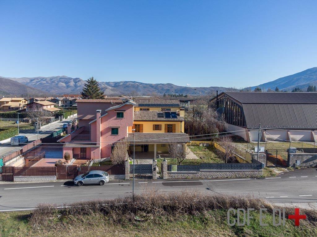 Villa a Leonessa in Via Aldo Moro - Foto 4