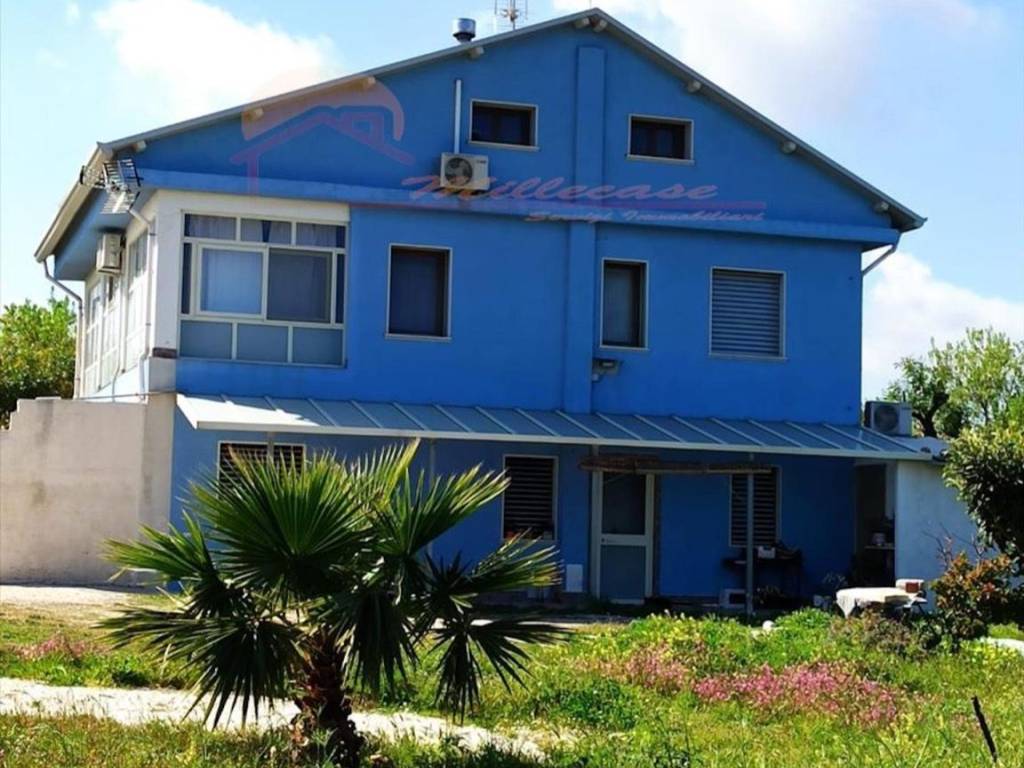 Villa a Melilli in Via Vitaliano Brancati - Foto 4