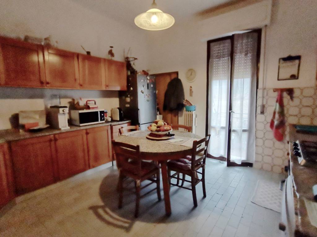 Appartamento a San giuliano terme in Via Ulisse Dini, 78 - Foto 3