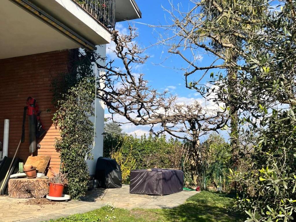 Villa a Inverigo in Via Mandresca - Foto 4