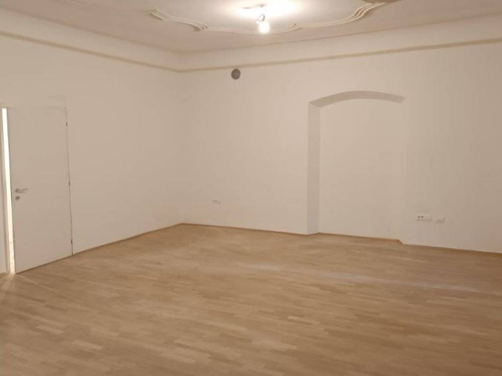 Appartamento a Merano in Via Portici - Foto 2