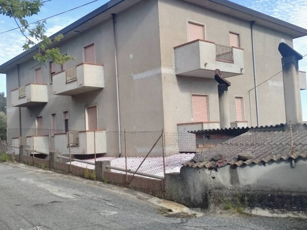 Appartamento a Caraffa del bianco in Via Faccioli - Foto 5