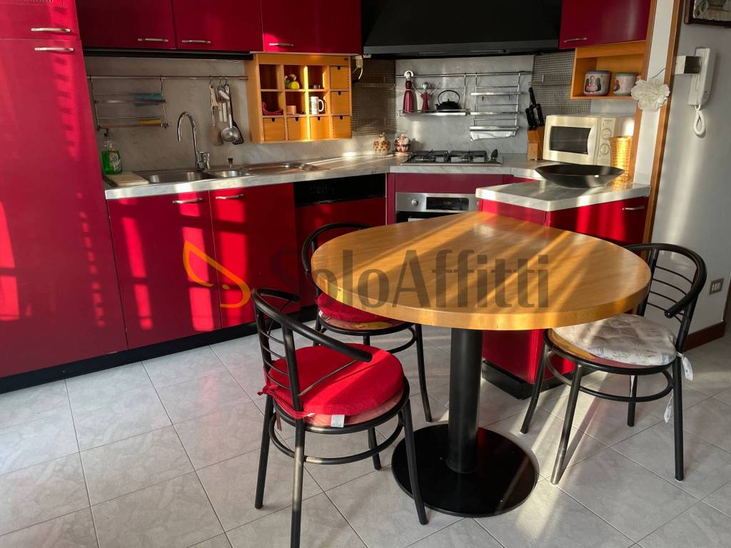 Appartamento a Busto arsizio in Viale Giuseppe Borri, 57 - Foto 3