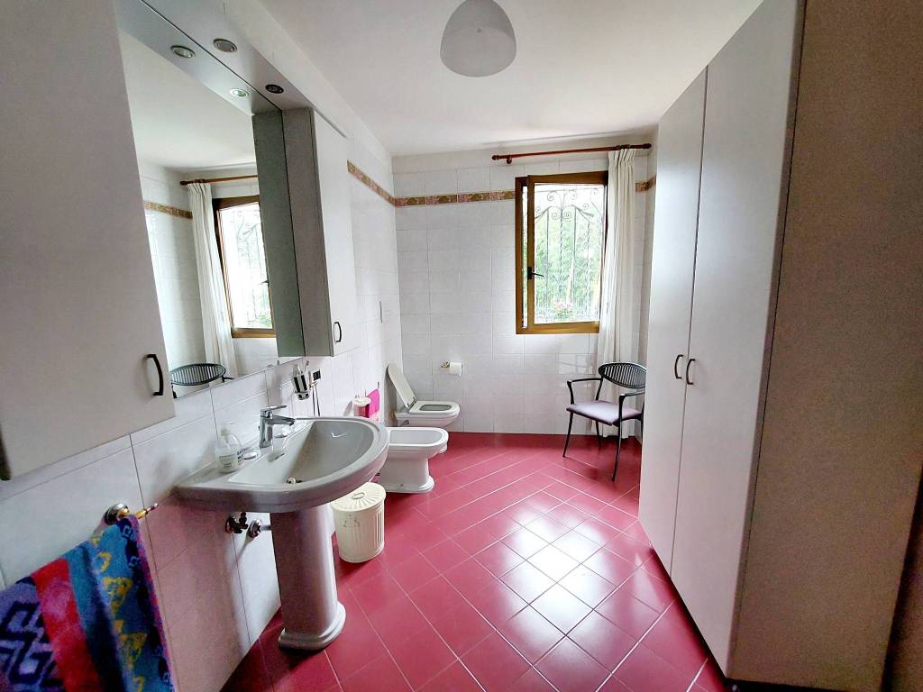 Villa a Mussolente in Via Dante Alighieri - Foto 5