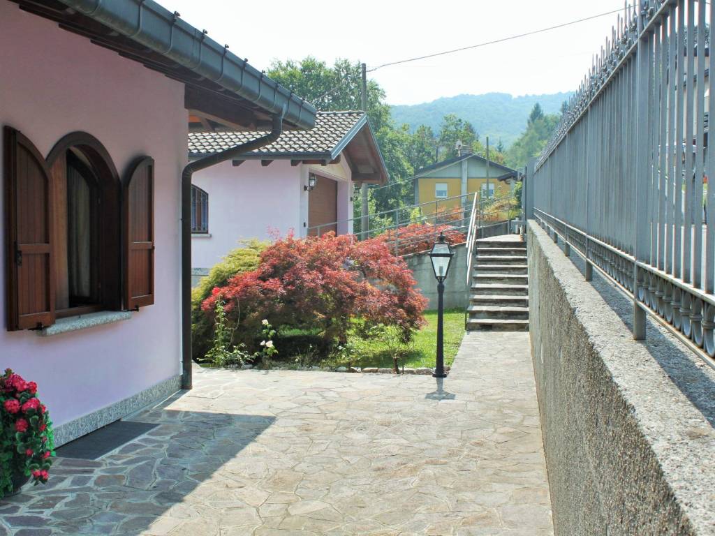 Villa a Alta valle intelvi in Via Sighignola - Foto 3