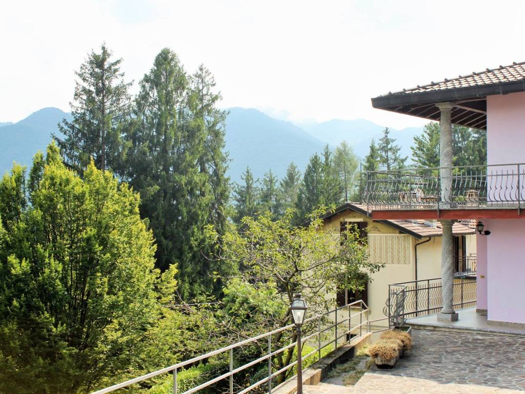 Villa a Alta valle intelvi in Via Sighignola - Foto 4