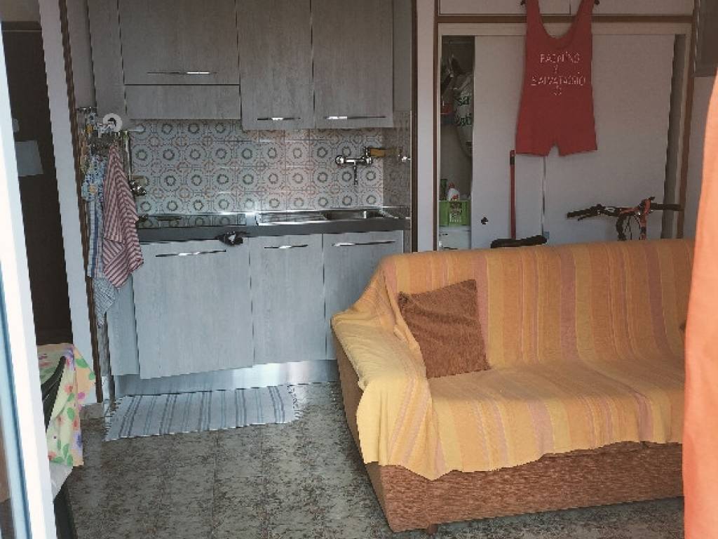 Appartamento a Ceriale in Via Padova, 5 - Foto 2