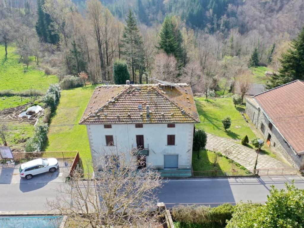 Villa a Piazza al serchio in via Provinciale, 25 - Foto 2