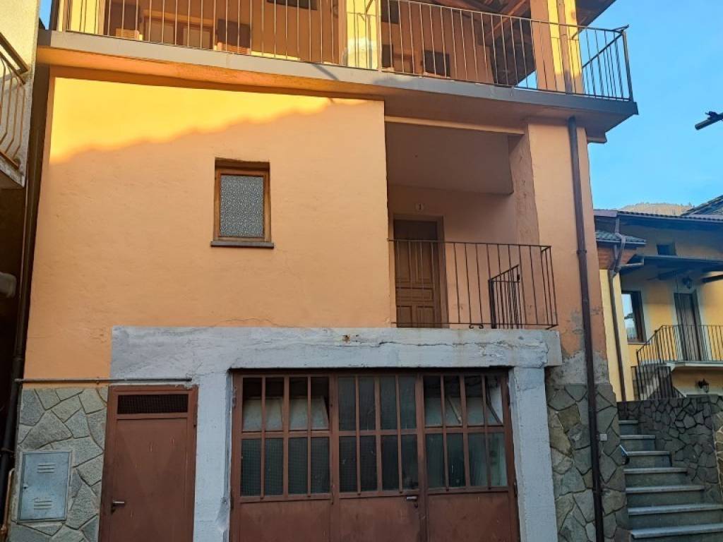 Casa indipendente a Brossasco in Via mure vecchie - Foto 2