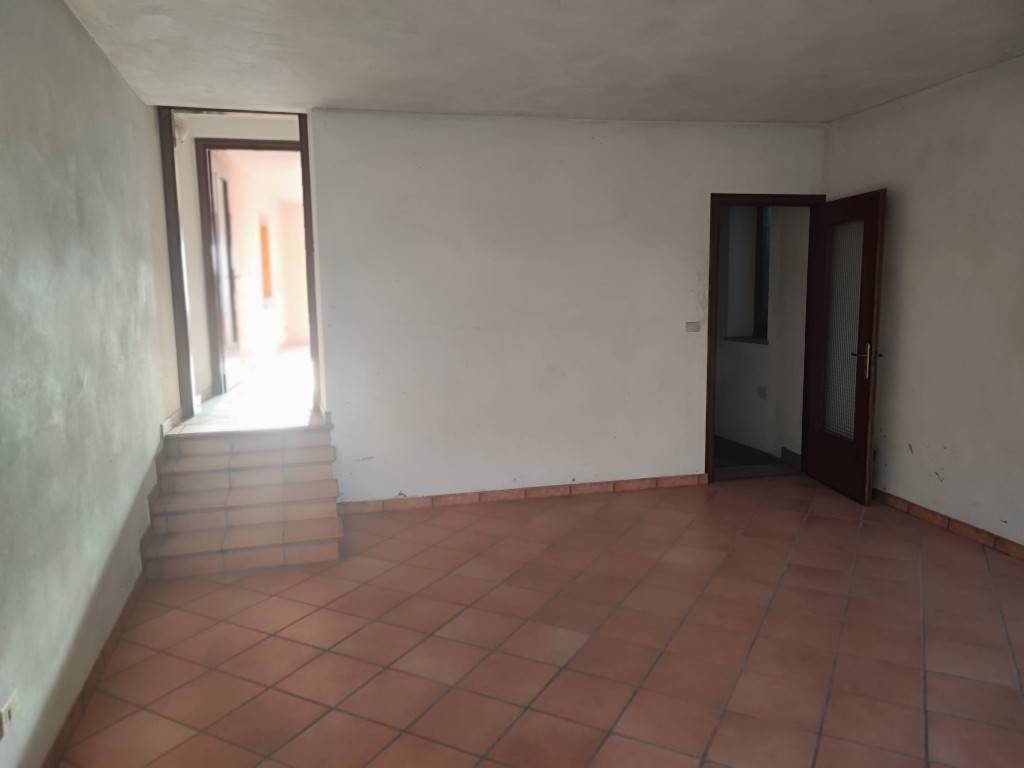 Casa indipendente a Brossasco in Via mure vecchie - Foto 3