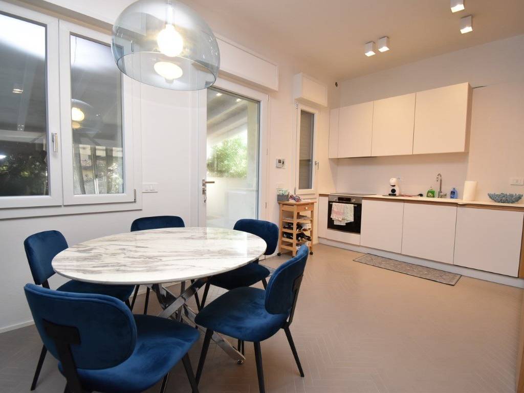Villa a Pietrasanta in Via Cortona, 23 - Foto 4