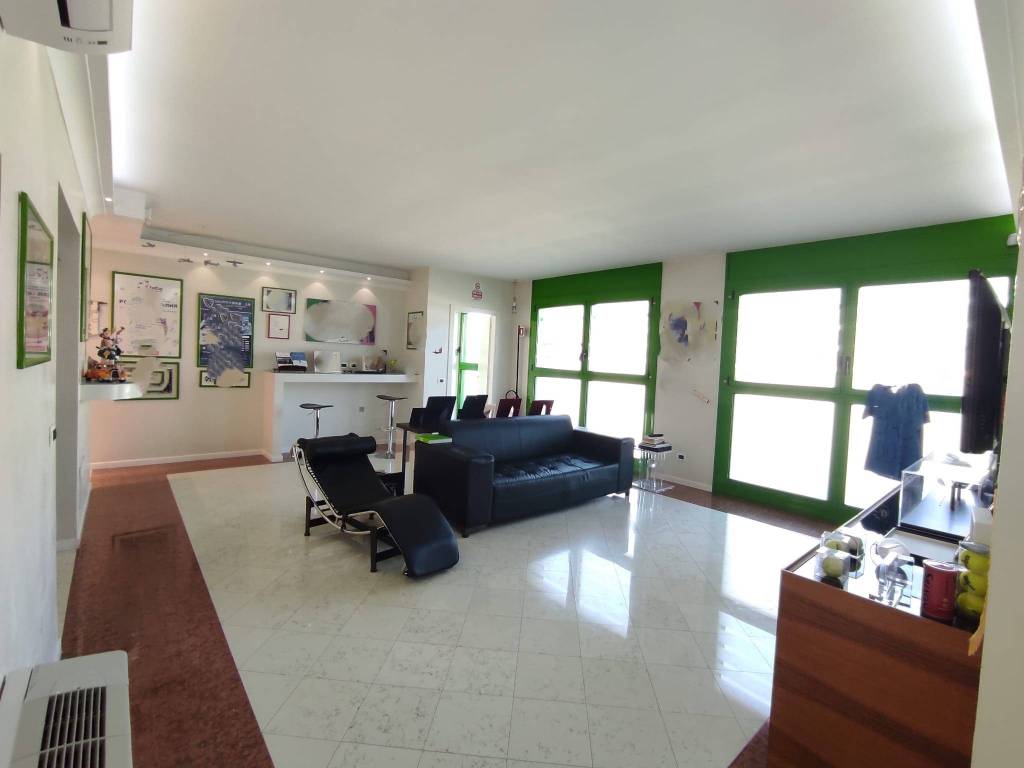 Immobile a Montecatini-terme in Piazza Aldo Rossi - Foto 2