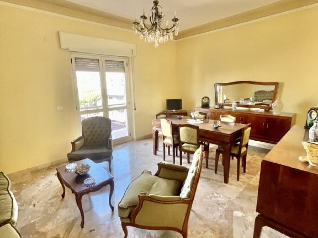 Appartamento a Reggio calabria in Via Mantova - Foto 3