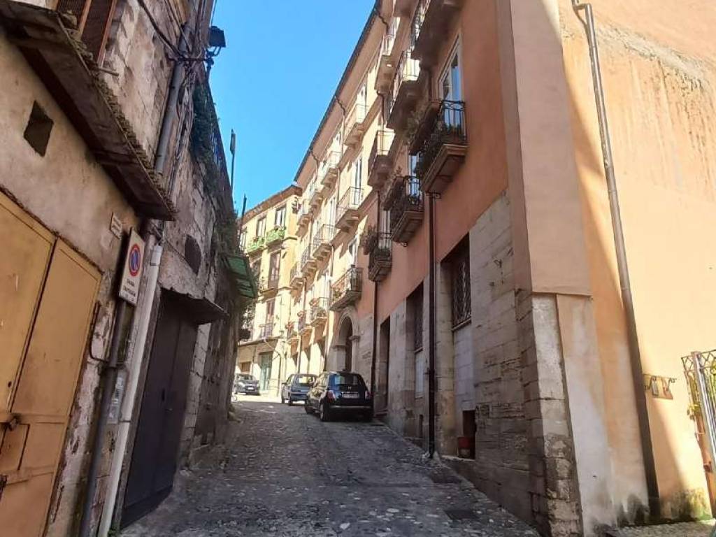 Palazzo / stabile a Cosenza in via Campagna 48 - Foto 2