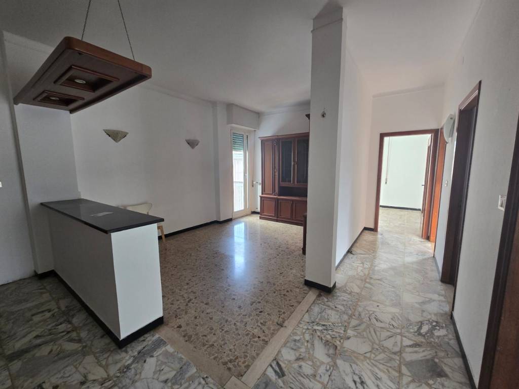 Appartamento a Albenga in Via Esperanto - Foto 3