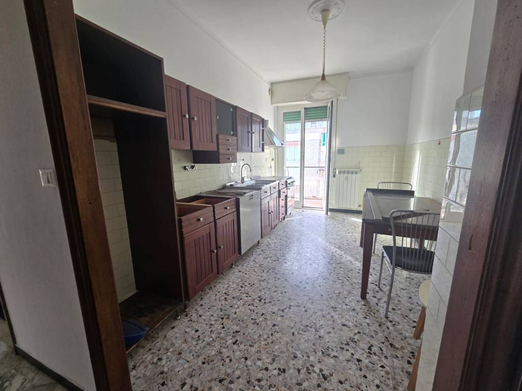 Appartamento a Albenga in Via Esperanto - Foto 4