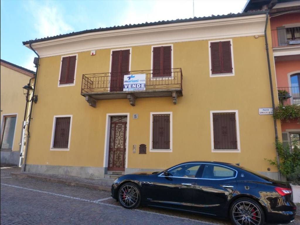 Appartamento a Trinità in Piazza Umberto I - Foto 2
