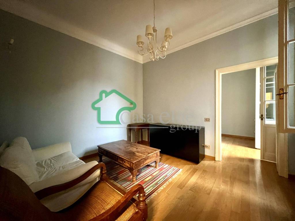 Appartamento a Lodi in Piazza della Vittoria - Foto 2