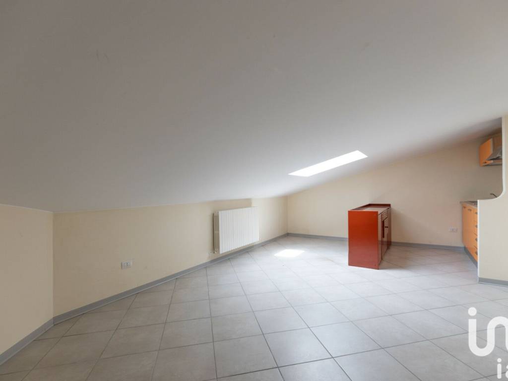 Loft / open space a Osimo in Via Montecatria - Foto 3