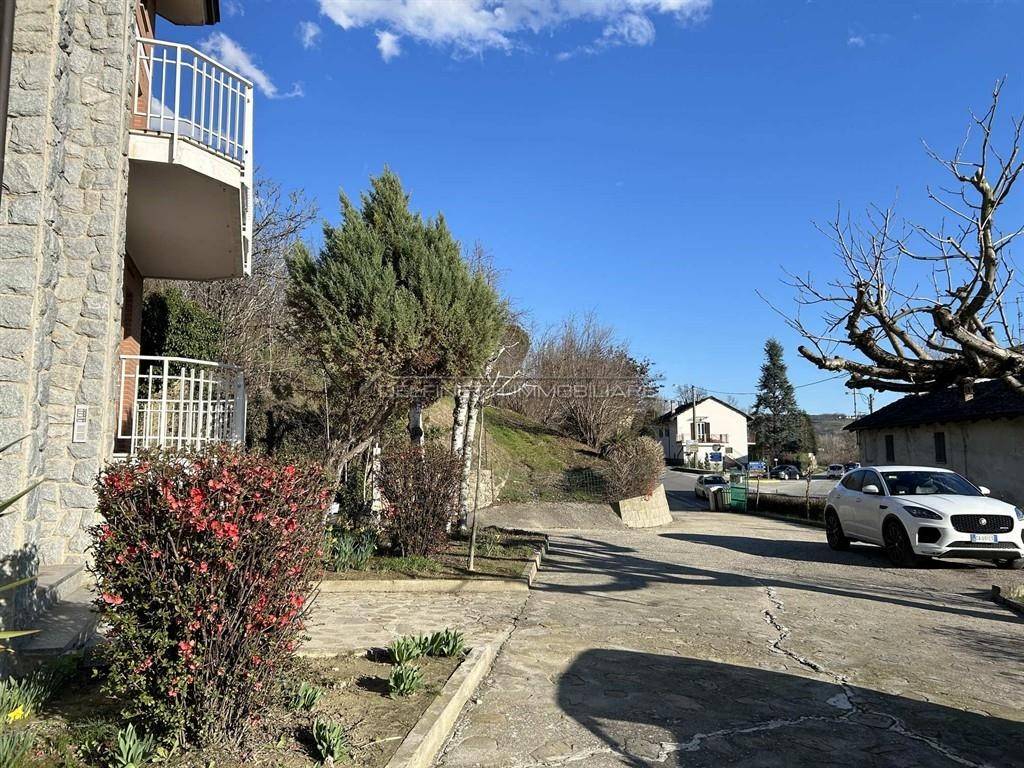 Appartamento a Alba in corso barolo - Foto 3