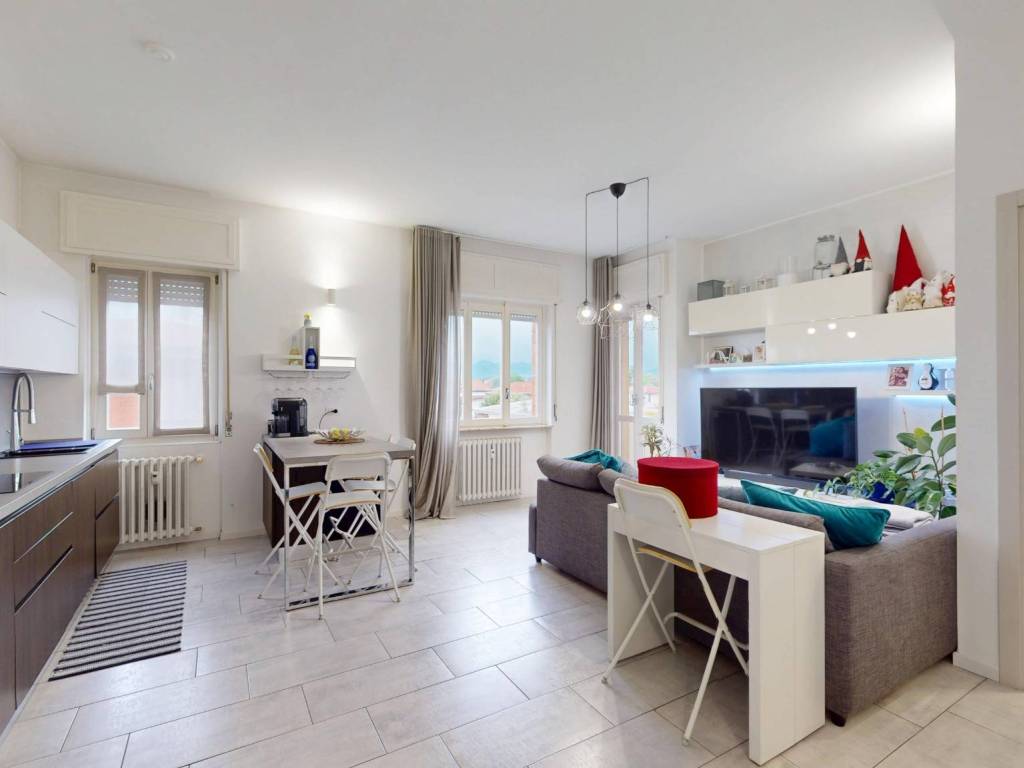 Appartamento a Carate brianza in Via Bezzecca, 8 - Foto 3