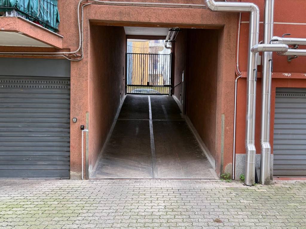 Box / garage a Cinisello balsamo in Via San Pio X, 12 - Foto 5