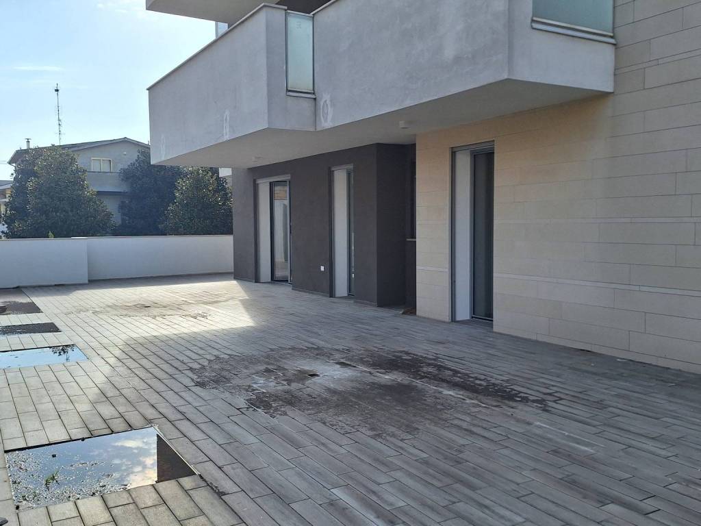 Appartamento a Montesilvano in Via Roma - Foto 4