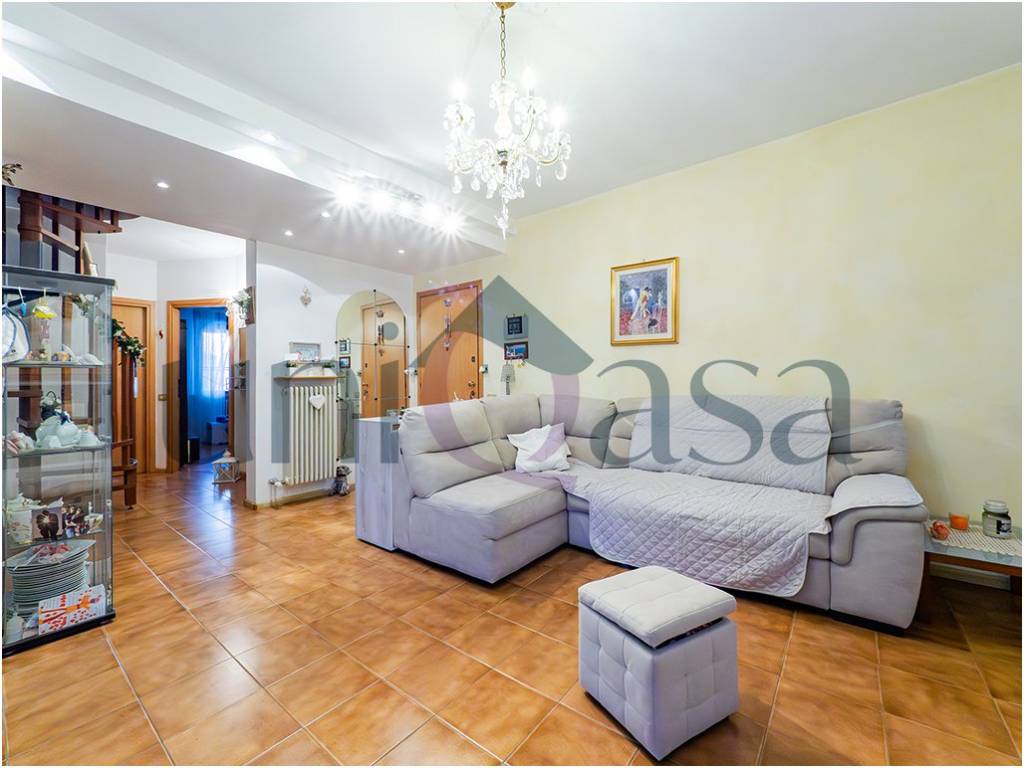 Appartamento a Malgrate in Via Ugo Foscolo, 4 - Foto 5