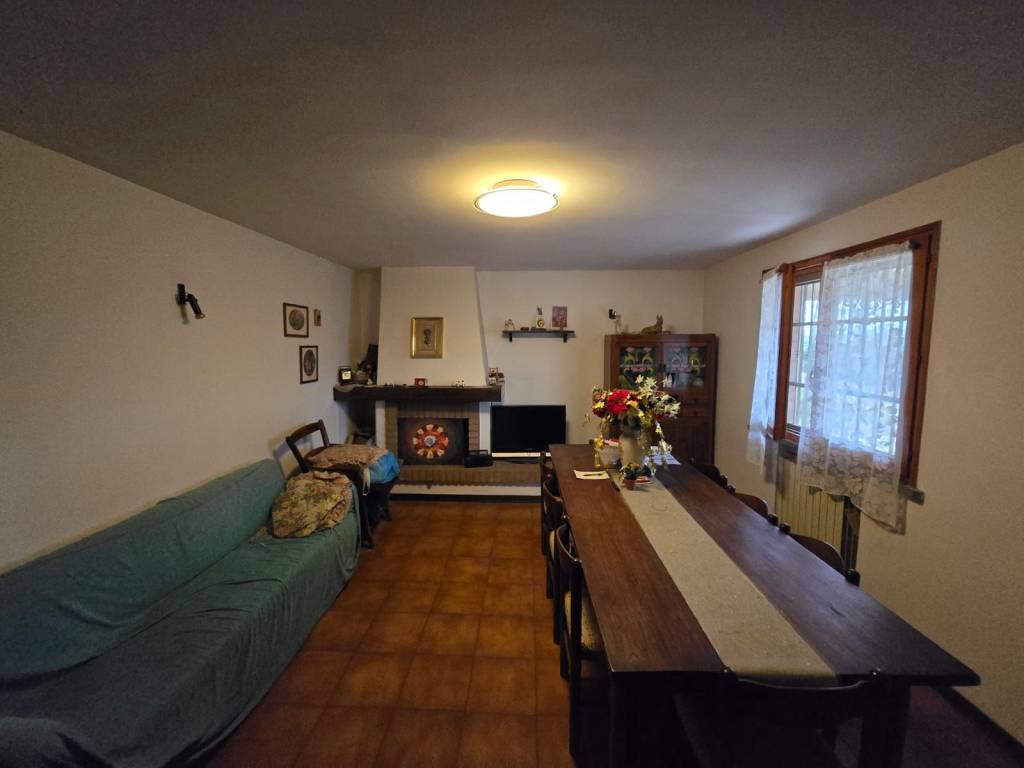Villa a Casalgrande in Via San Bartolomeo, 8 - Foto 2