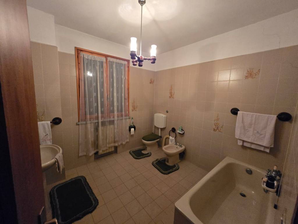 Villa a Casalgrande in Via San Bartolomeo, 8 - Foto 4