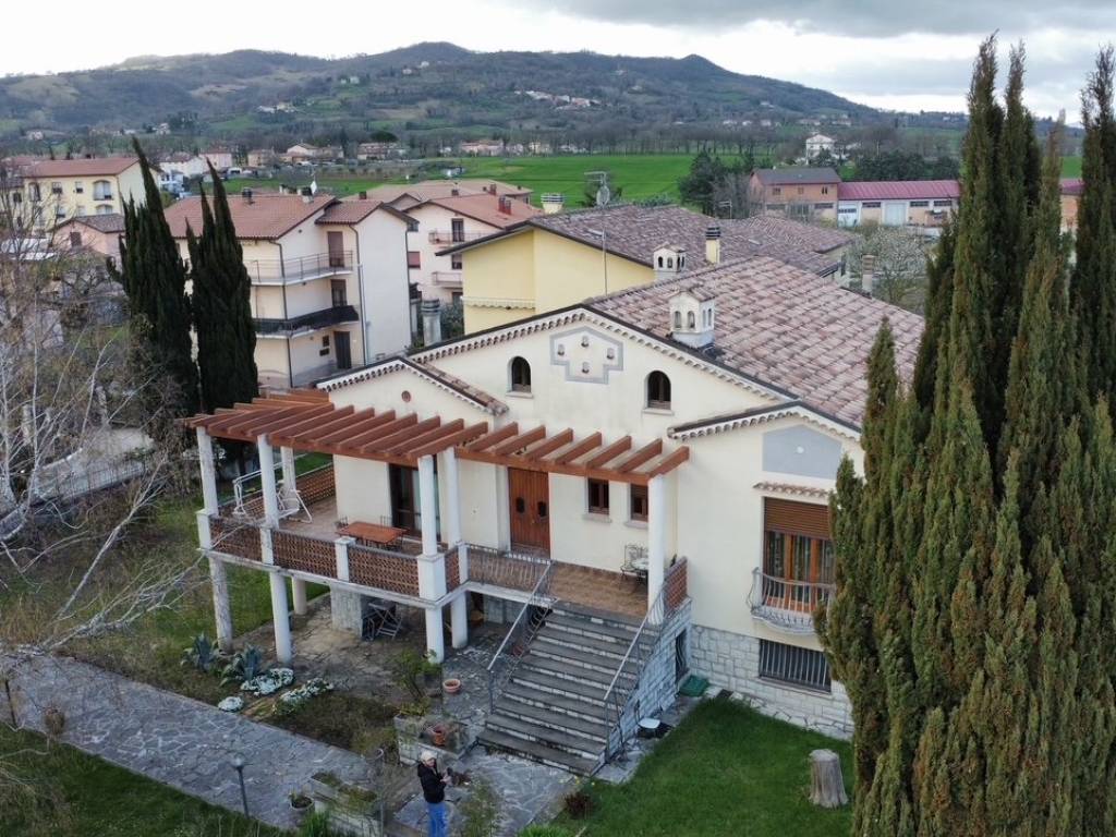 Villa a Gualdo tadino in Via Bruno Ciari - Foto 4