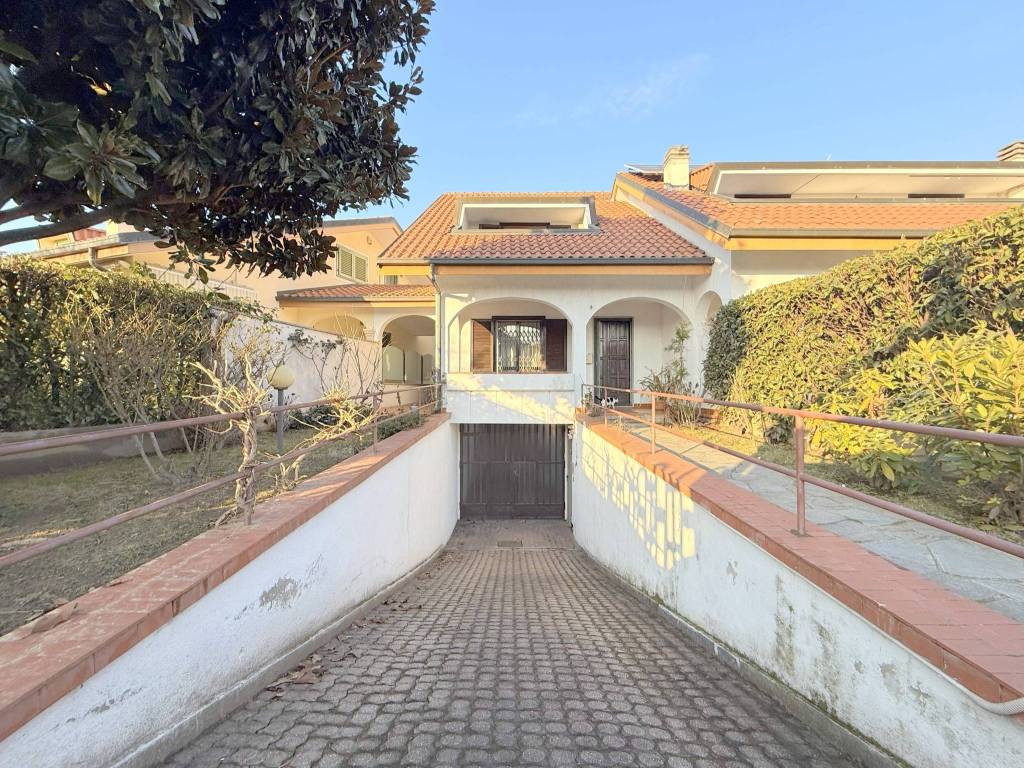 Villa a Rivalta di torino in Via Asti - Foto 4