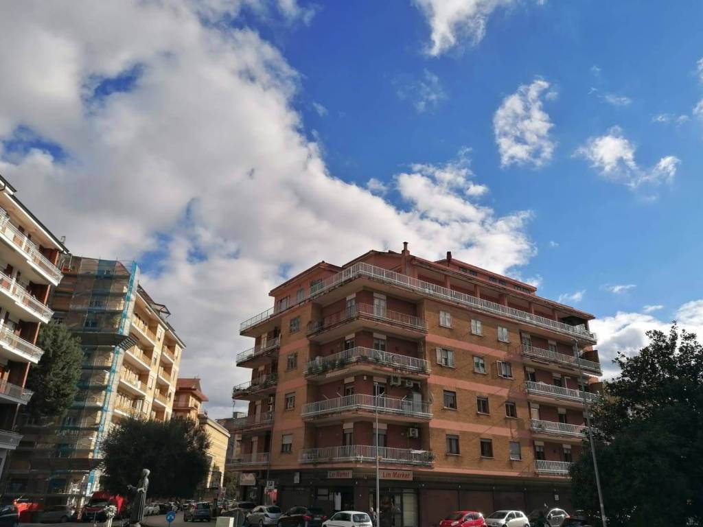 Appartamento a Avellino in Piazza San Francesco d'Assisi, 14 - Foto 3